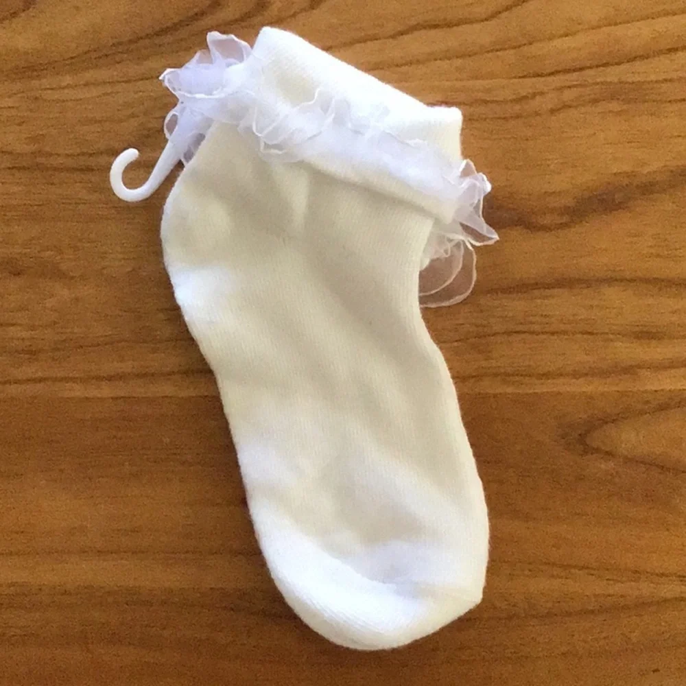 White Ankle Socks with Lace Ruffle Trim - NWT